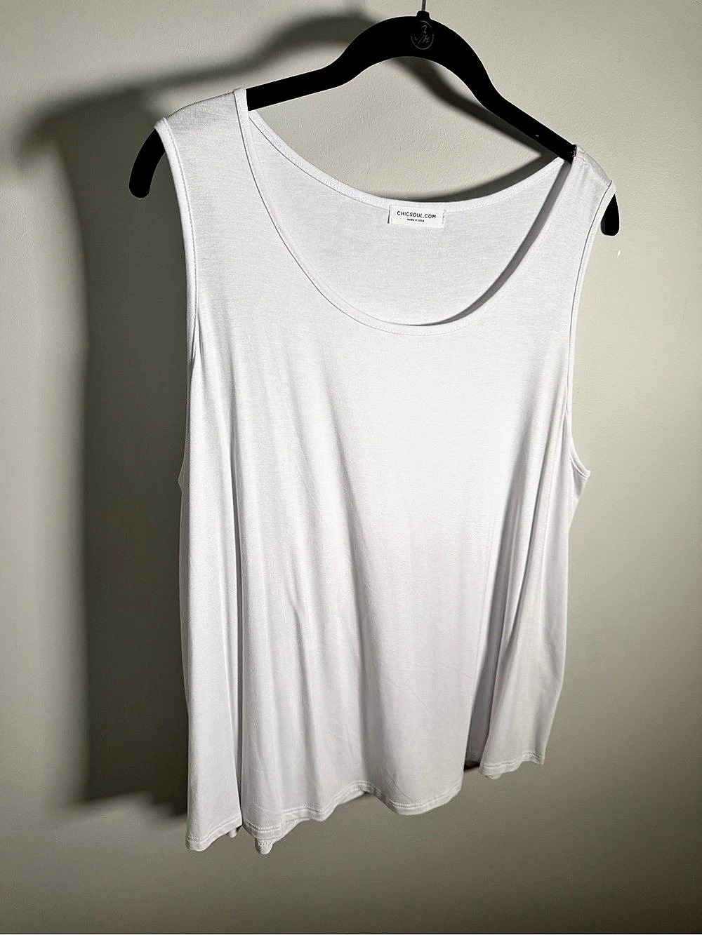 Chic Soul Tank White Rayon Size 1XL Like New